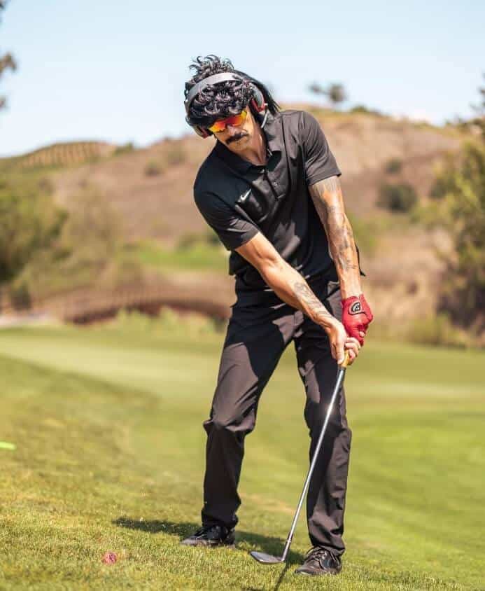 Dr Disrespect playing golf with timthetatman