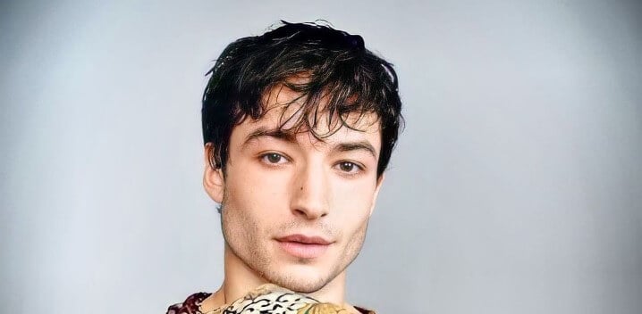 Ezra Miller cute look