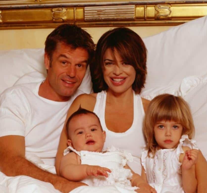 Harry Hamlin with his wife and kids