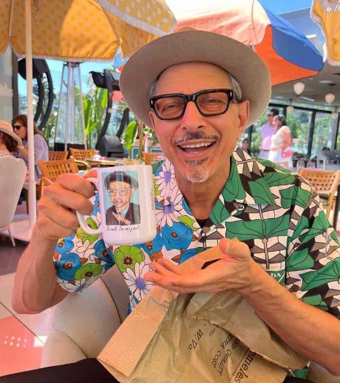 Jeff Goldblum promoting franchise mugs