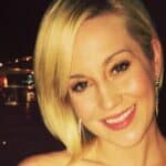 Kellie Pickler smiling on camera