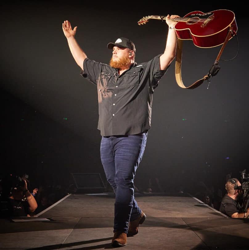 Luke Combs live on stage