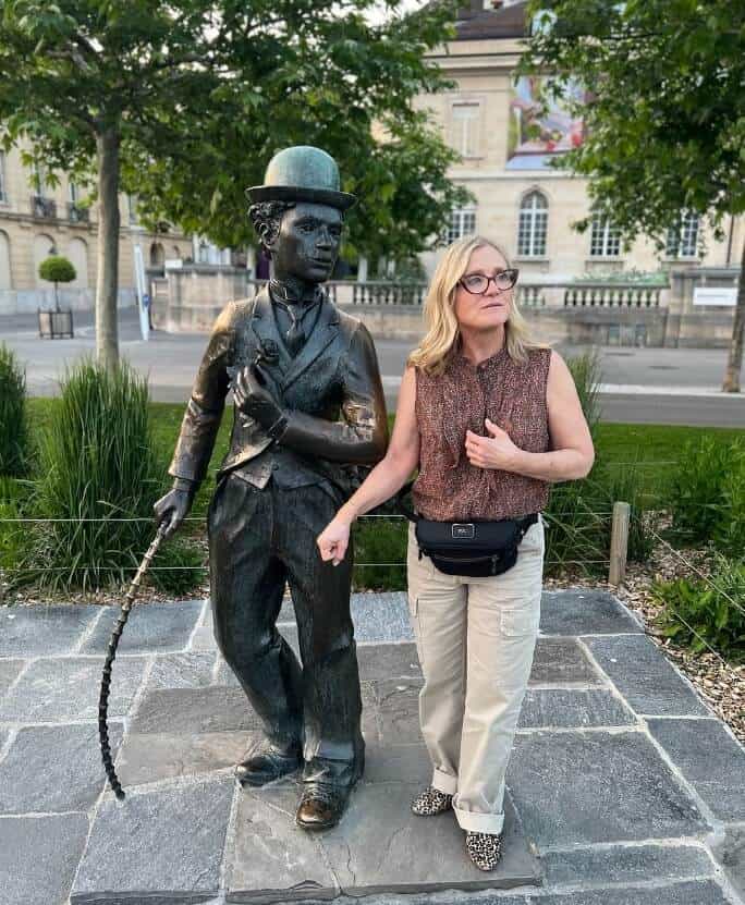 Nancy Cartwright with Charlie Chaplin Statue