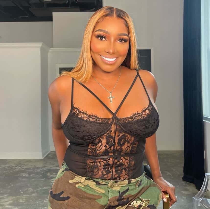 NeNe Leakes wearing amazing outfit