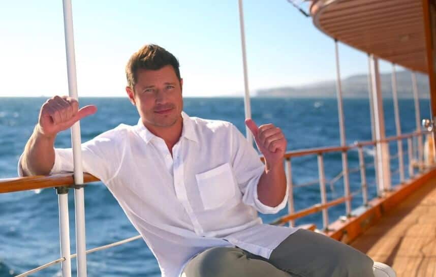 Nick Lachey enjoying holiday on yatch