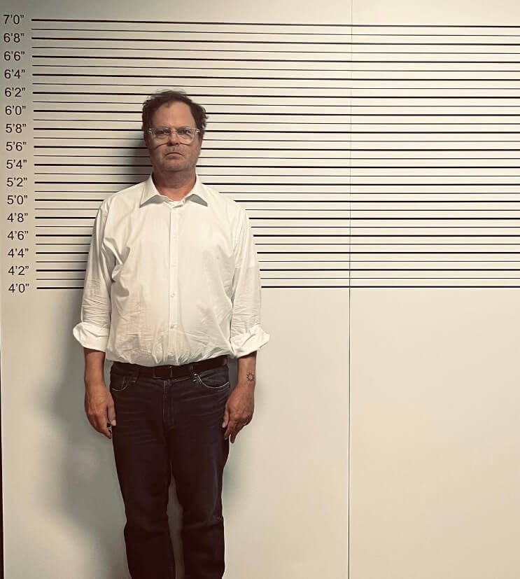 Rainn Wilson measuring Height