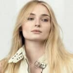 Sophie Turner posing for candid shot