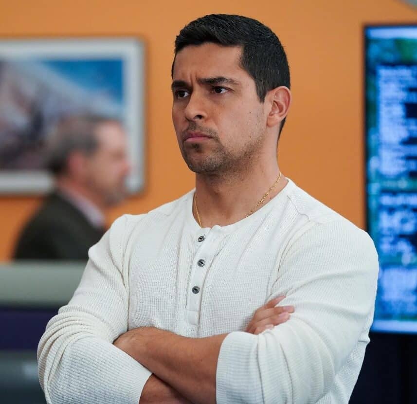 Wilmer Valderrama funny pose